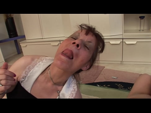 ❤️ Zwei Großmütter und ein Großvater haben einen Dreier ❤❌ Quality porn bei de.credit-assorti.ru